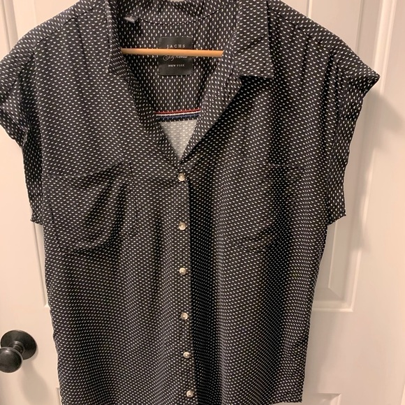 5/$25 Item JACHS Girlfriend Flowy Button Down Blouse - Picture 8 of 8